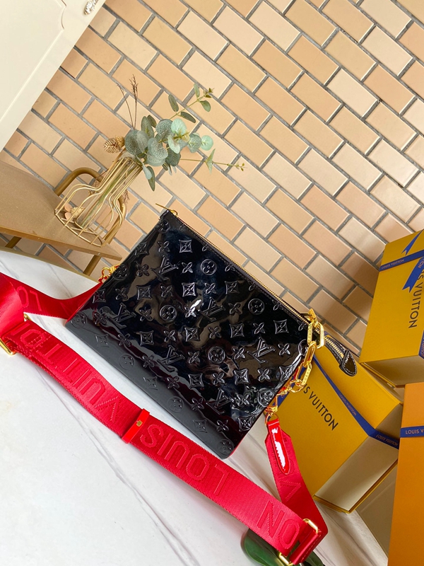 ルイヴィトンバッグ側面デザイン